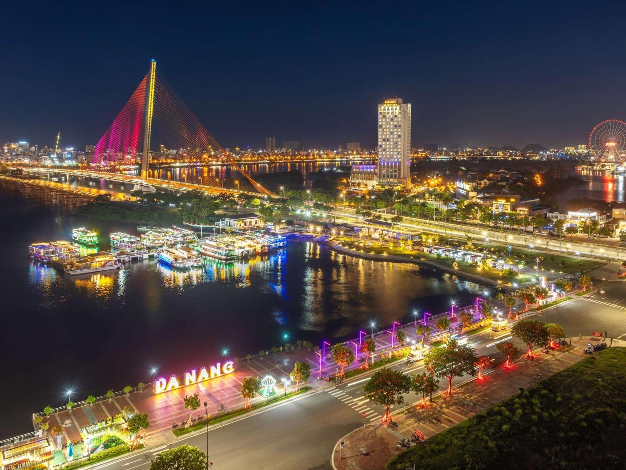 Grand Mercure Danang Buitenkant foto