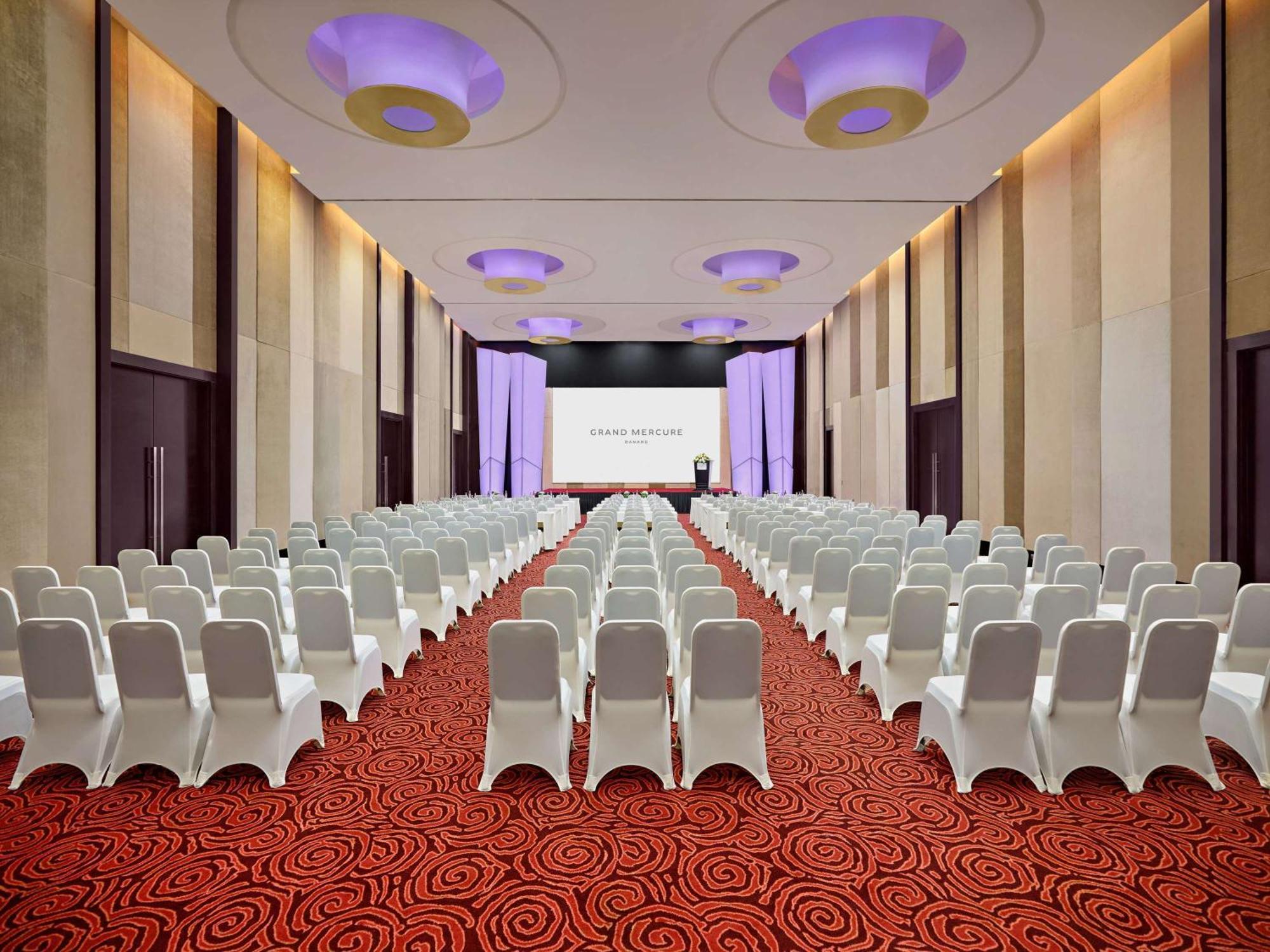 Grand Mercure Danang Buitenkant foto